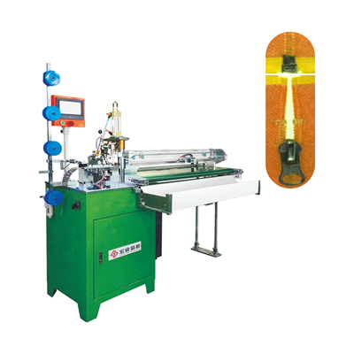 HY-134K-A Auto Open-end Zipper Cutting Machine with robot hand